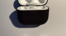 Used
													Apple AirPods 3rd Gen - Lightning Case, photo 2 of 5
