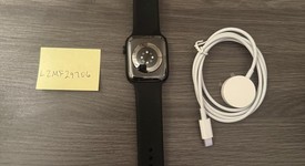 Good
													Apple Watch Series 9 45mm - Unlocked, Midnight, A2984 - Cellular, Aluminum, photo 3 of 5