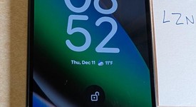 Good
													Google Pixel 10 - T-Mobile, Obsidian, 128 GB, GLBW0, photo 2 of 11