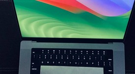 Good
													MacBook Pro Late 2023 (M3) - 16" - Apple M3 Pro 12-core, Silver, 512 GB, 18 GB, 18-core GPU, photo 4 of 8