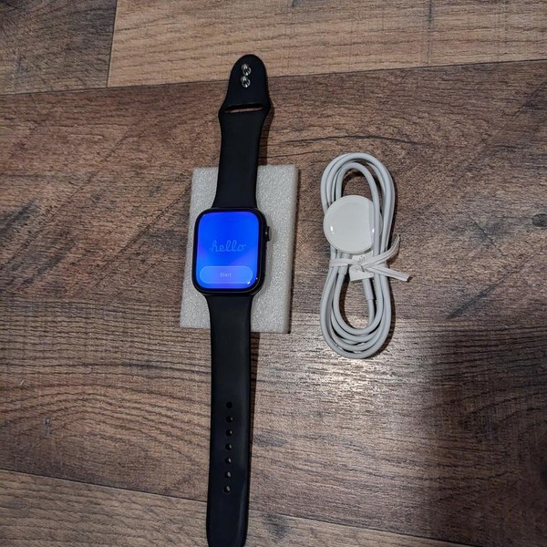 Apple Watch Series 9 45mm - Unlocked, Midnight, A2984 - Cellular, Aluminum