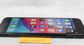 Good
													Apple iPhone 7 Plus - Unlocked, Jet Black, 32 GB, A1661, photo 4 of 8