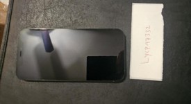 Good
													Apple iPhone 12 - Verizon, Black, 64 GB, A2172, photo 3 of 7