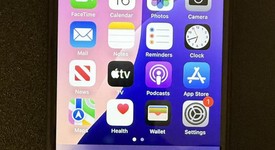 Good
													Apple iPhone SE 3rd Gen 2022 - Unlocked, Midnight, 128 GB, A2595, photo 2 of 7