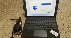 Good
													Microsoft Surface Pro 4 - 12.3 Inch - Wi-Fi, Silver, 512 GB, 16 GB, photo 1 of 4