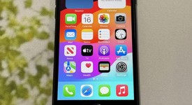 Good
													Apple iPhone SE 2nd Gen 2020 - Unlocked, Black, 64 GB, A2275, photo 3 of 4