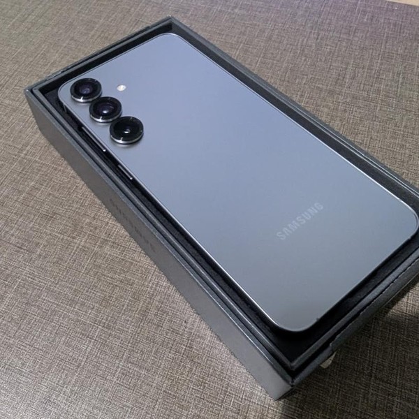 Samsung Galaxy S25 Plus - Unlocked, 256 GB, Silver Shadow, 12 GB, SM-S936U1