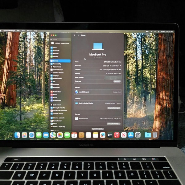 MacBook Pro 2019 - 15 inch - 512 GB, Silver, 16 GB, Intel Core i7