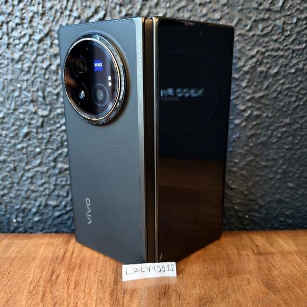 vivo X Fold3 Pro - Unlocked Non-US, 512 GB, Black, 16 GB