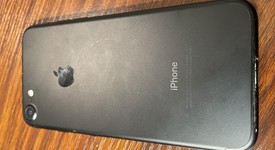 Fair
													Apple iPhone 7 - Straight Talk, Black, 32 GB, A1660, photo 2 of 4