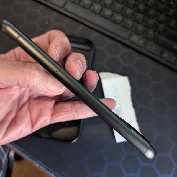 Google Pixel 8a - Unlocked, 128 GB, Obsidian, 8 GB, GKV4X, Sub-6 5G