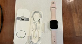 Mint
													Apple Watch Series 10 42mm - AT&T, Silver, A3001 - Cellular, Aluminum, photo 3 of 11