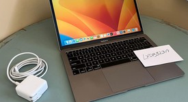 Good
													MacBook Air 2018 - 13" - I5, Gray, 256 GB, 8 GB, photo 2 of 10