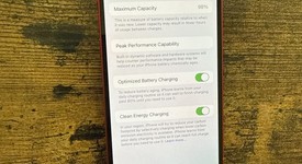 Mint
													Apple iPhone 13 - Unlocked, Red, 128 GB, A2482, photo 3 of 8