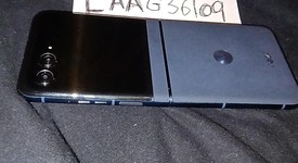 Good
													Motorola Razr (2025) - Unlocked, Blue, 256 GB, 8 GB, photo 2 of 9