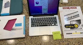 Fair
													MacBook Pro 2015 (Retina) - 13" - Silver, 512 GB, 8 GB, photo 1 of 10