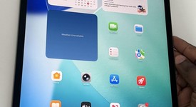 Good
													Apple iPad Pro 12.9" 4th Gen 2020 - Unlocked, Gray, 128 GB, A2069, photo 2 of 12