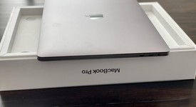 Good
													MacBook Pro 2017 (With Touch Bar) - 13" - I7, Gray, 1 TB, 16 GB, photo 4 of 9