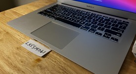 Good
													MacBook Air 2017 - 13" - I5, Silver, 128 GB, 8 GB, photo 2 of 5