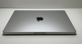 Good
													MacBook Pro Late 2023 (M3) - 14" - Apple M3, Silver, 512 GB, 8 GB, 10-core GPU, photo 3 of 7