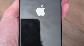 Good
													Apple iPhone SE 2nd Gen 2020 - Unlocked, Black, 64 GB, A2275, photo 6 of 6