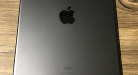 Good
													Apple iPad Air 3rd Gen - Unlocked, Gray, 64 GB, photo 3 of 7