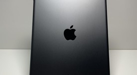 Mint
													Apple iPad 9th Gen - Unlocked, Gray, 64 GB, A2603, photo 5 of 6