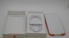 Mint
													Apple iPhone 17 Pro - Unlocked, Cosmic Orange, 512 GB, A3256, photo 4 of 14