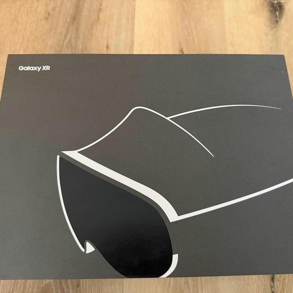 Samsung Galaxy XR - 256 GB, Silver Shadow