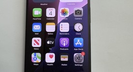 Mint
													Apple iPhone 15 Pro - Unlocked, Black, 128 GB, A2848, photo 3 of 12