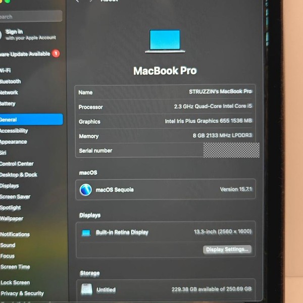 MacBook Pro 2018 (With Touch Bar) - 13 inch - 256 GB, Gray, 8 GB, Intel Core i5