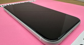 Good
													Apple iPhone Xr - Unlocked, White, 64 GB, A1984, photo 3 of 13