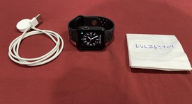 Good
													Apple Watch Series 1 42mm - Gray, 8 GB, A1803, photo 5 of 5