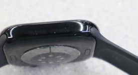 Good
													Apple Watch Series 10 42mm - Unlocked, Black, A3001 - Cellular, Aluminum, photo 4 of 6