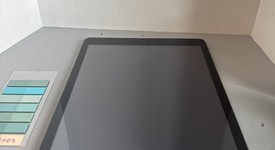 Good
													Apple iPad 9th Gen - Unlocked, Gray, 64 GB, A2603, photo 2 of 5