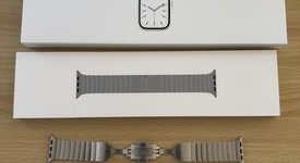 Good
													Apple Watch Series 7 41mm - Unlocked, Silver, A2475 - Cellular, Stainless, photo 2 of 15