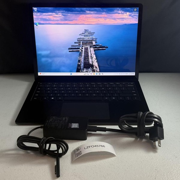 Microsoft Surface Laptop 5 - 512 GB, Black, 16 GB, Intel Core i7, 13.5 inch