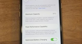 Good
													Apple iPhone SE 2nd Gen 2020 - Unlocked, White, 64 GB, A2275, photo 3 of 4