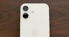 Mint
													Apple iPhone 17 - Unlocked, White, 256 GB, A3258, photo 4 of 10
