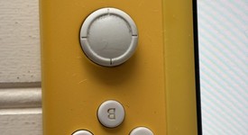 Mint
													Nintendo Switch Lite - Yellow, photo 4 of 11