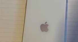 Good
													Apple iPhone SE 2nd Gen 2020 - Unlocked, White, 128 GB, A2275, photo 4 of 9