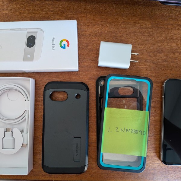 Google Pixel 8a - T-Mobile, 128 GB, Porcelain, 8 GB, GKV4X, Sub-6 5G