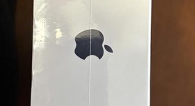 New
													MacBook Air 2022 - 13" - Apple M2, Midnight, 256 GB, 16 GB, photo 5 of 7