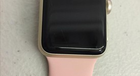 Good
													Apple Watch Series 2 38mm - Gold, 8 GB, A1757, Aluminum, photo 2 of 5