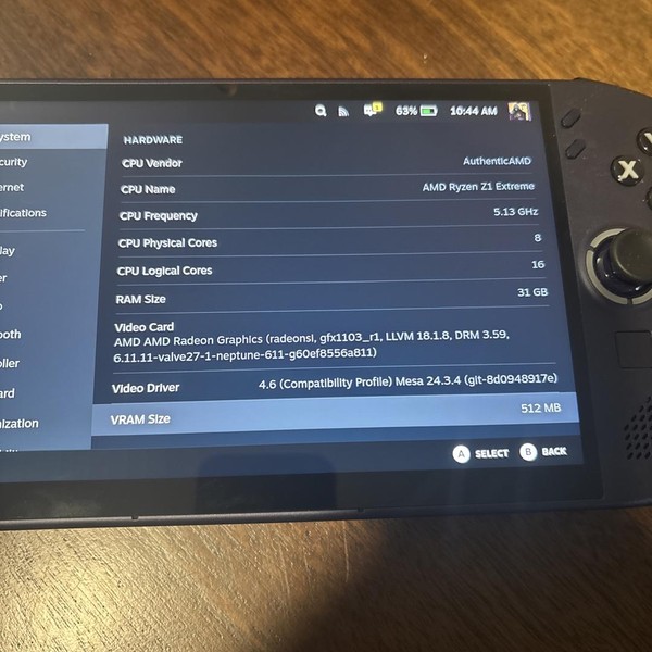 Lenovo Legion Go S - 1 TB, Black, 32 GB, AMD Ryzen Z1 Extreme