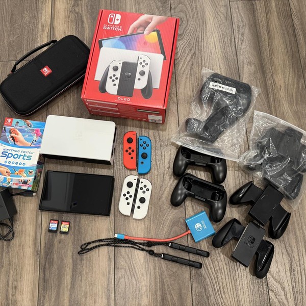 Nintendo Switch - OLED - White, 64 GB