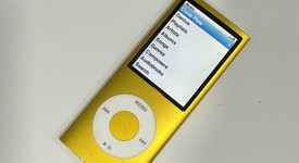 Mint
													Apple iPod Nano 4th Gen - Yellow, 16 GB, photo 4 of 5