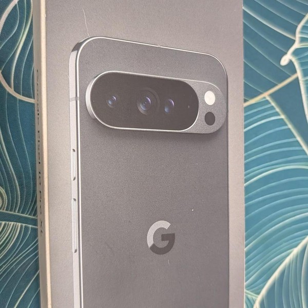 Google Pixel 10 Pro XL - AT&T, 256 GB, Obsidian, GUL82