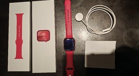 Fair
													Apple Watch Series 9 45mm - Verizon, Red, A2984 - Cellular, Aluminum, photo 3 of 5