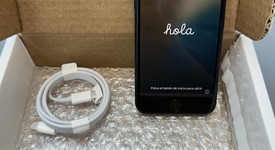 Mint
													Apple iPhone SE 3rd Gen 2022 - Unlocked, Midnight, 64 GB, A2595, photo 1 of 7